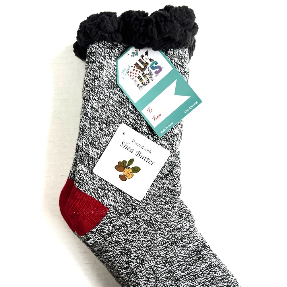 NWT Muk Luks Cabin Socks